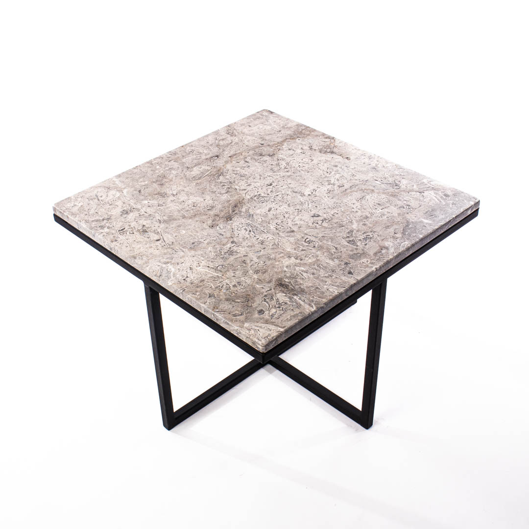 vrijwilliger Onveilig Nauwkeurig Marmeren vierkante salontafel gekruist frame - Lichtgrijs natuursteen blad  Slate Grey- RVS matzwarte onderstel