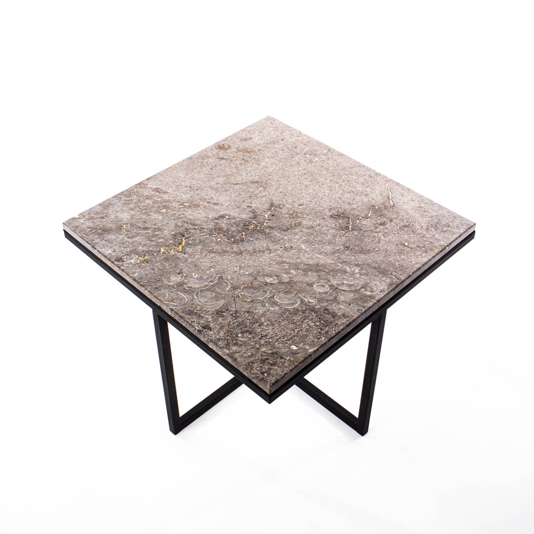 Bestuiver Vernietigen gordijn Marmeren vierkante salontafel gekruist frame - Grijs natuursteen blad  Shades- RVS matzwarte onderstel
